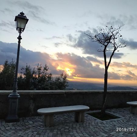 Relax Nell' Antico Borgo Villa Casperia Buitenkant foto