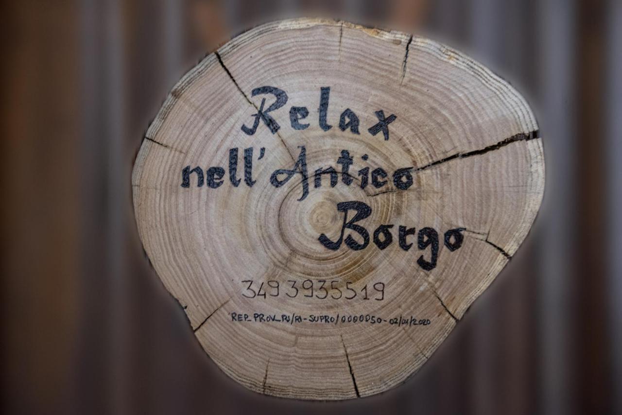 Relax Nell' Antico Borgo Villa Casperia Buitenkant foto