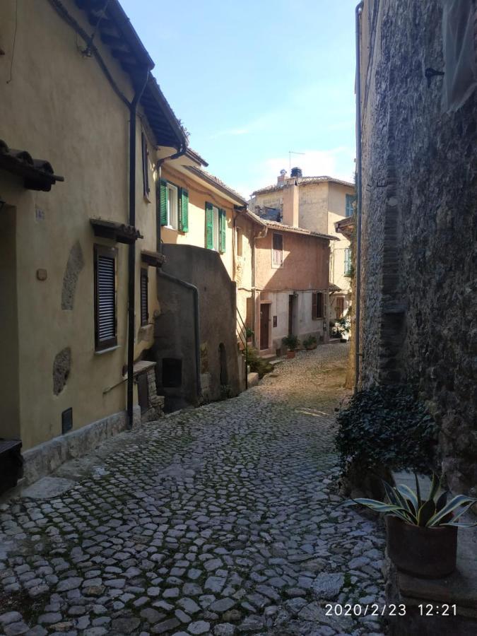Relax Nell' Antico Borgo Villa Casperia Buitenkant foto
